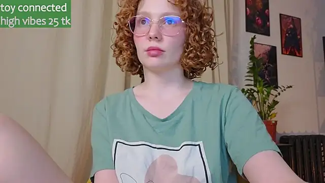 Snapshot of _lightmyfire chatting on 03-17-25, 08:19 lightmyfire online show from 03-17-25, 08:19