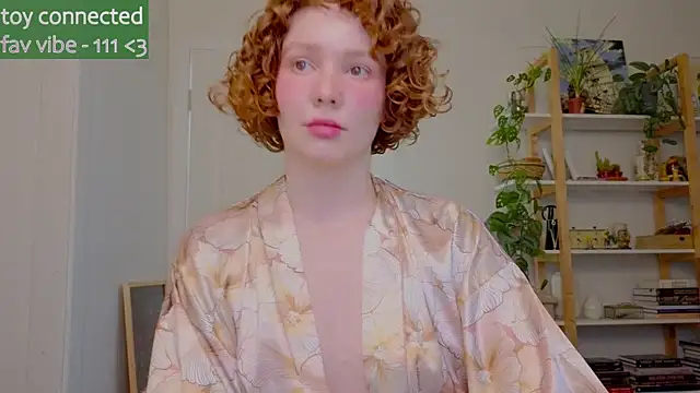 Snapshot of _lightmyfire chatting on 10-05-25, 06:04 lightmyfire online show from 10-05-25, 06:04