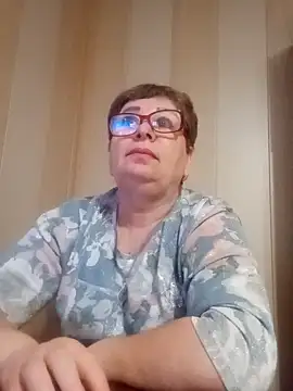 Snapshot of Lee_Nell chatting on 02-12-25, 02:03 Lee Nell online show from 02-12-25, 02:03
