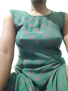 rituporna2004 online show from 12-17-25, 02:16