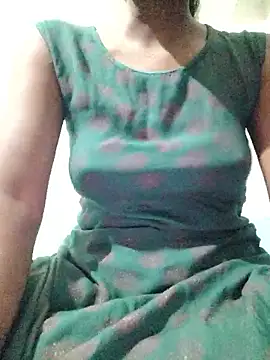 rituporna2004 online show from 01-13-26, 02:15