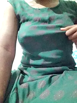 rituporna2004 online show from 02-09-26, 02:04