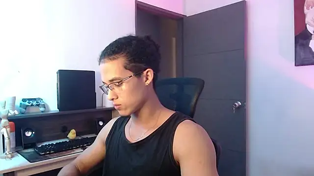 alejo x3 online show from 12-03-24, 04:31