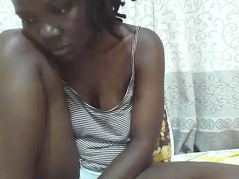 Snapshot of Ebony_Sweetcandy chatting on 06-01-26, 11:15 Ebony Sweetcandy online show from 06-01-26, 11:15