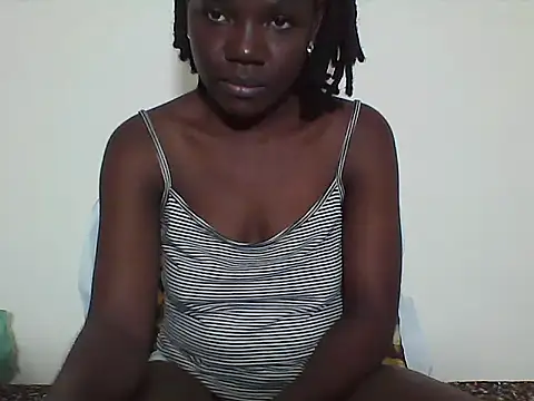 Snapshot of Ebony_Sweetcandy chatting on 06-04-26, 02:38 Ebony Sweetcandy online show from 06-04-26, 02:38