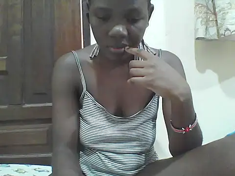 Ebony Sweetcandy online show from 03-25-26, 06:46