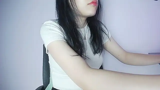 Snapshot of Baenee chatting on 02-19-25, 02:11 Baenee online show from 02-19-25, 02:11