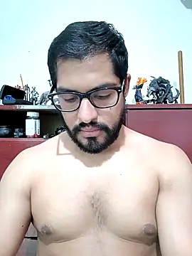 Snapshot of HombreS3n chatting on 03-06-25, 09:31 HombreS3n online show from 03-06-25, 09:31