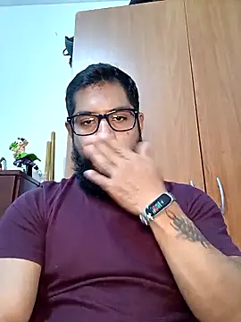 Snapshot of HombreS3n chatting on 02-07-25, 01:47 HombreS3n online show from 02-07-25, 01:47