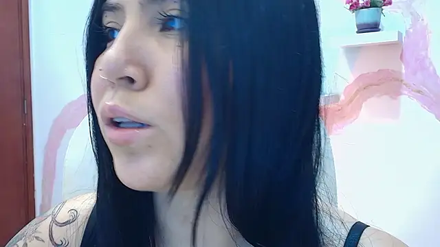Snapshot of AilynRed chatting on 02-20-25, 04:18 AilynRed online show from 02-20-25, 04:18