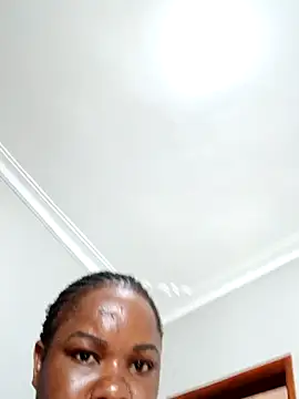 Snapshot of Babez_show chatting on 04-19-26, 06:43 Babez show online show from 04-19-26, 06:43