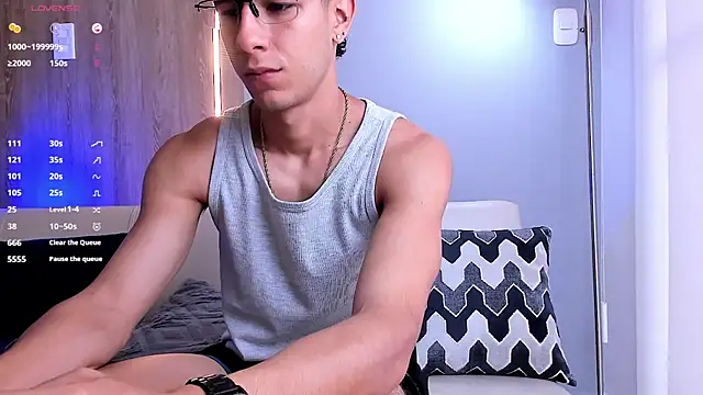 SymonPrince online show from 11-24-25, 12:38