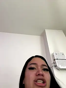 Snapshot of GemaGranadoss chatting on 09-29-25, 02:18 GemaGranadoss online show from 09-29-25, 02:18