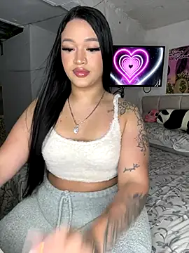 GemaGranadoss online show from 10-10-25, 11:16