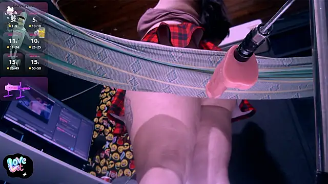 waterfalls girl online show from 03-10-26, 12:58