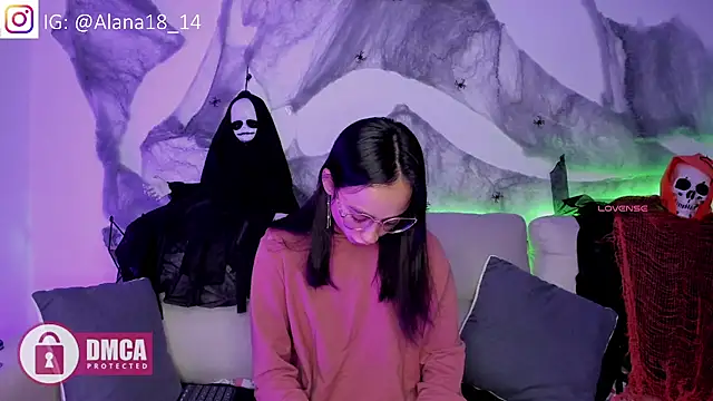 Alana Pherson online show from 10-10-25, 07:42