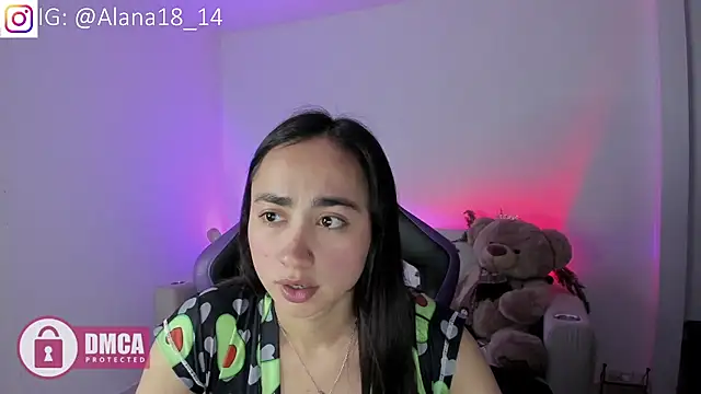 Alana Pherson online show from 11-18-25, 06:17