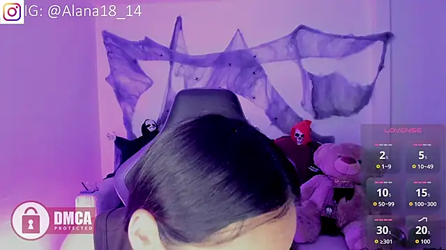 Alana Pherson online show from 10-25-25, 08:46