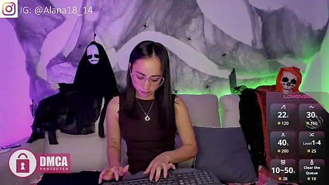 Alana Pherson online show from 10-09-25, 07:09