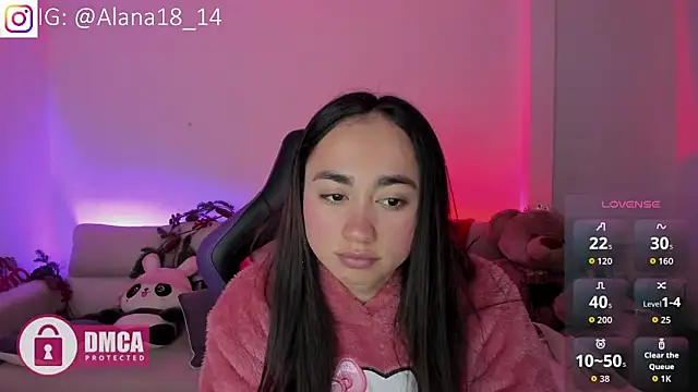 Alana Pherson online show from 12-19-25, 06:16