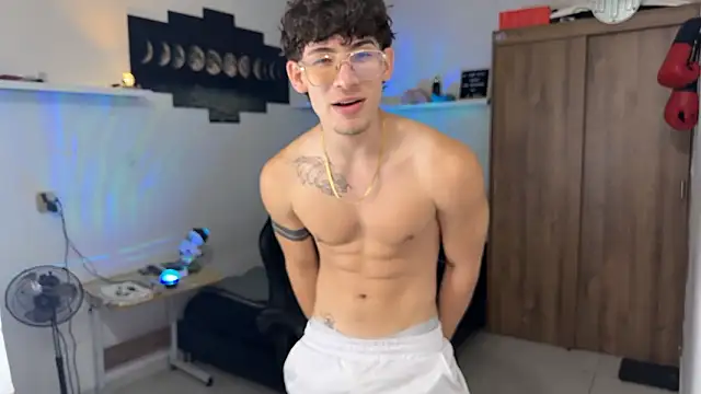 Kisan Smith online show from 02-17-26, 02:31