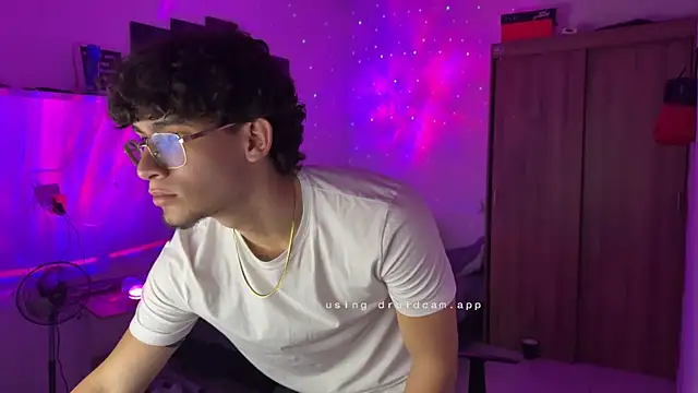 Kisan Smith online show from 01-14-26, 04:27