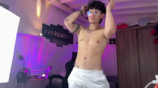 Kisan Smith online show from 03-17-26, 05:10