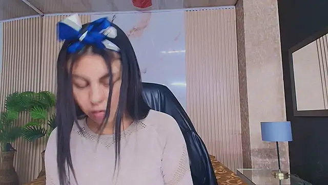 Juliet Nasty online show from 10-30-25, 12:14