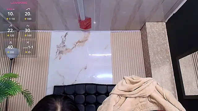 Juliet Nasty online show from 12-16-25, 12:42