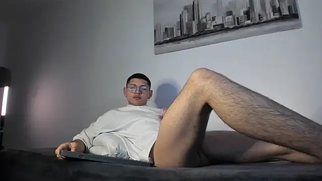 Snapshot of a_lejandro_0_8 chatting on 03-17-25, 05:23 a lejandro 0 8 online show from 03-17-25, 05:23