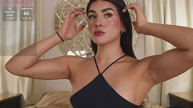 Snapshot of Antonellaparis_ chatting on 10-22-25, 02:44 Antonellaparis online show from 10-22-25, 02:44