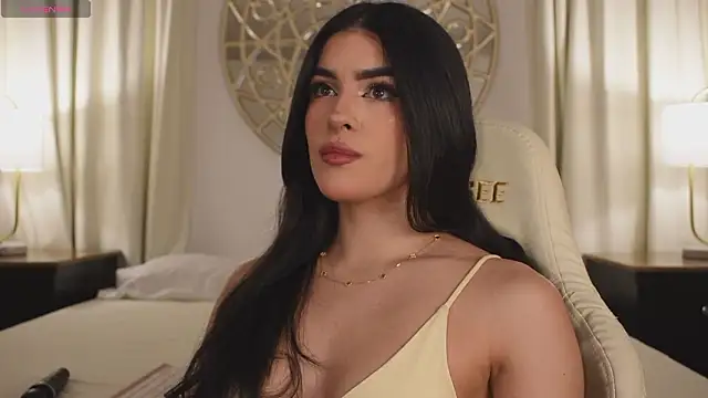 Snapshot of Antonellaparis_ chatting on 03-27-26, 02:42 Antonellaparis online show from 03-27-26, 02:42