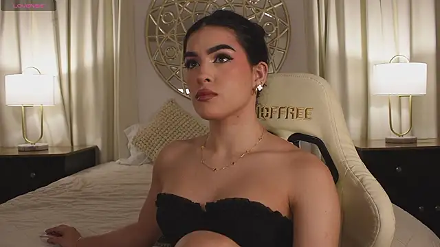 Snapshot of Antonellaparis_ chatting on 03-26-26, 04:22 Antonellaparis online show from 03-26-26, 04:22