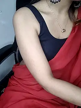 Snapshot of Leeeezzzz_roy chatting on 12-02-25, 07:04 Leeeezzzz roy online show from 12-02-25, 07:04