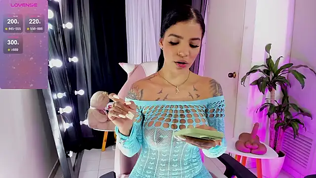 EmmaRusellx online show from 11-13-25, 10:46