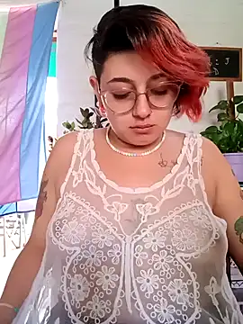 Snapshot of ConeNella chatting on 01-09-25, 03:12 ConeNella online show from 01-09-25, 03:12