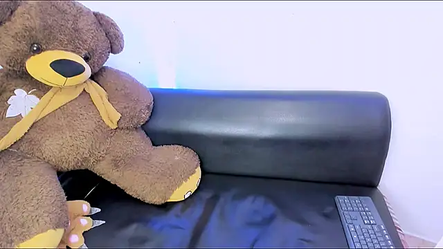 aurora mcry online show from 03-01-25, 08:13