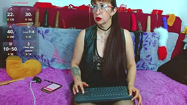 Wiktoria Brownx online show from 11-11-25, 09:53