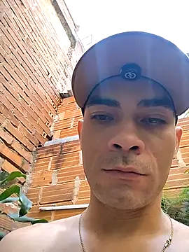 sexyboycolombi4 online show from 03-19-25, 08:00