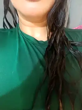 Noraa5 online show from 09-17-25, 06:21