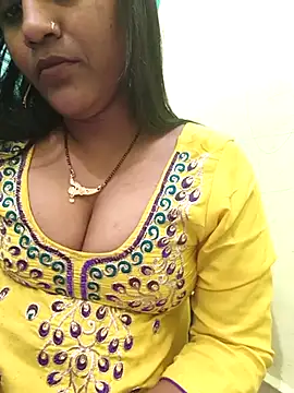 Snapshot of IslamicPimento chatting on 03-10-25, 05:29 IslamicPimento online show from 03-10-25, 05:29