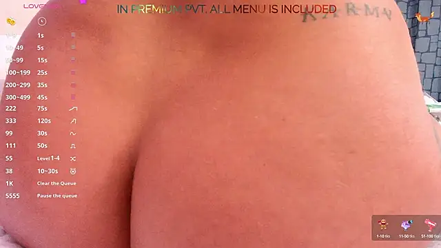 Snapshot of FoxxyClarise chatting on 09-27-25, 07:25 FoxxyClarise online show from 09-27-25, 07:25