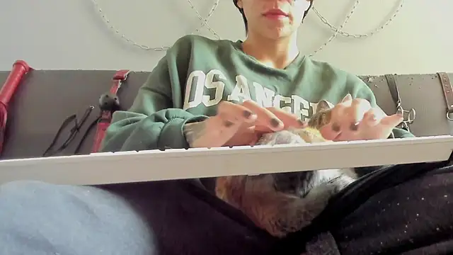 K Intraven0us online show from 09-12-25, 05:24