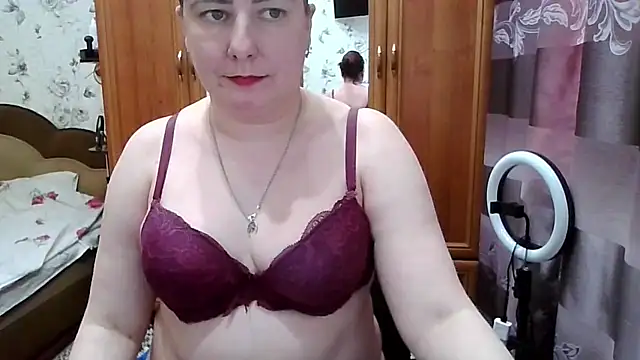 Snapshot of SophieNightAh chatting on 03-11-26, 04:34 SophieNightAh online show from 03-11-26, 04:34