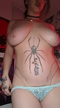 Snapshot of annbones_ch chatting on 11-13-25, 12:58 annbones ch online show from 11-13-25, 12:58