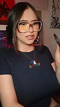 Snapshot of annbones_ch chatting on 11-07-25, 08:02 annbones ch online show from 11-07-25, 08:02