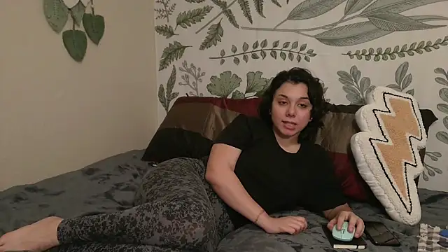 punkpuppy  online show from 12-22-24, 11:31