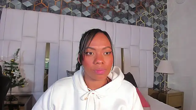 lia mariana online show from 12-20-25, 04:15