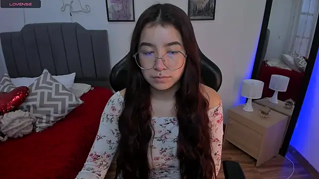 Amy joones online show from 02-04-26, 12:11