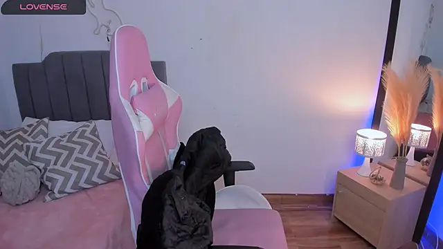 Amy joones online show from 04-13-26, 11:14